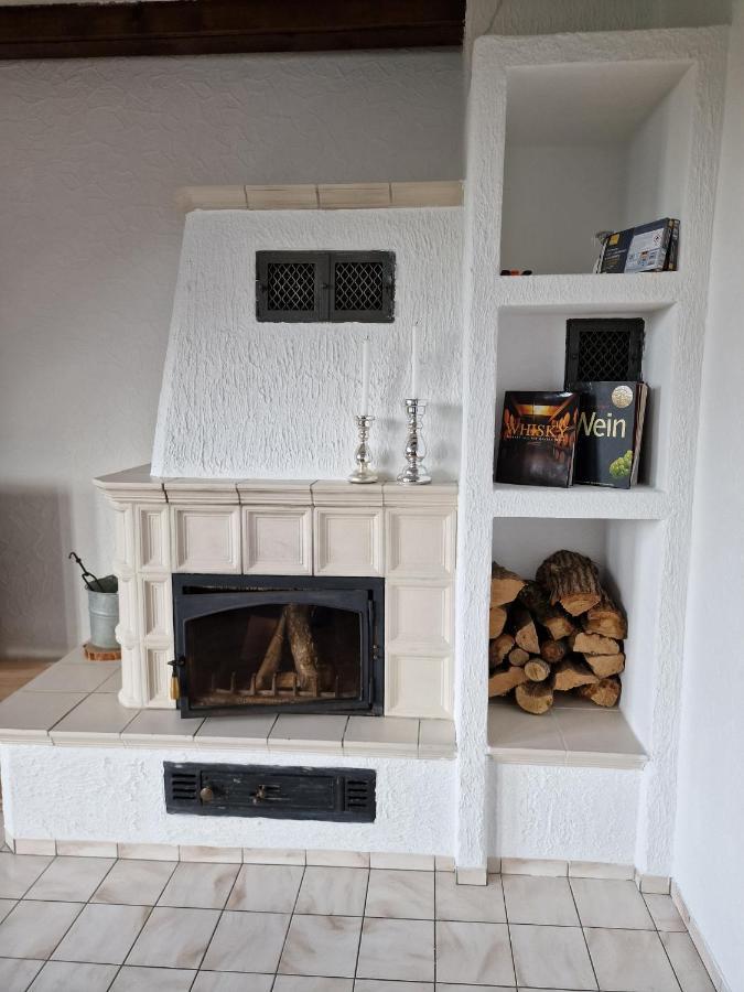 98Qm Wohnung Im Villenviertel - Voll Ausgestattet Mit Balkon Und Kamin - Wlan Gratis Wilhelmshaven Exteriör bild