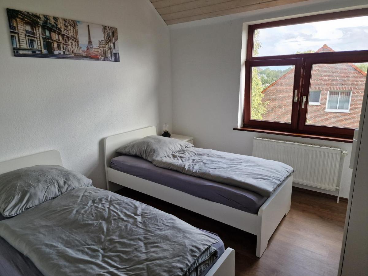 98Qm Wohnung Im Villenviertel - Voll Ausgestattet Mit Balkon Und Kamin - Wlan Gratis Wilhelmshaven Exteriör bild